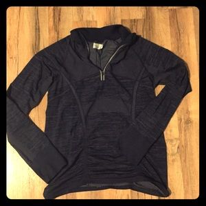MOVING SALE: navy Athleta quarter zip